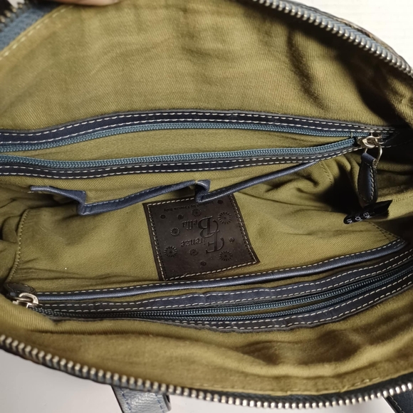 Firenze Bella Blue Tooled Leather Two Strap Shoulder Purse with Removable purse - Picture 8 of 9